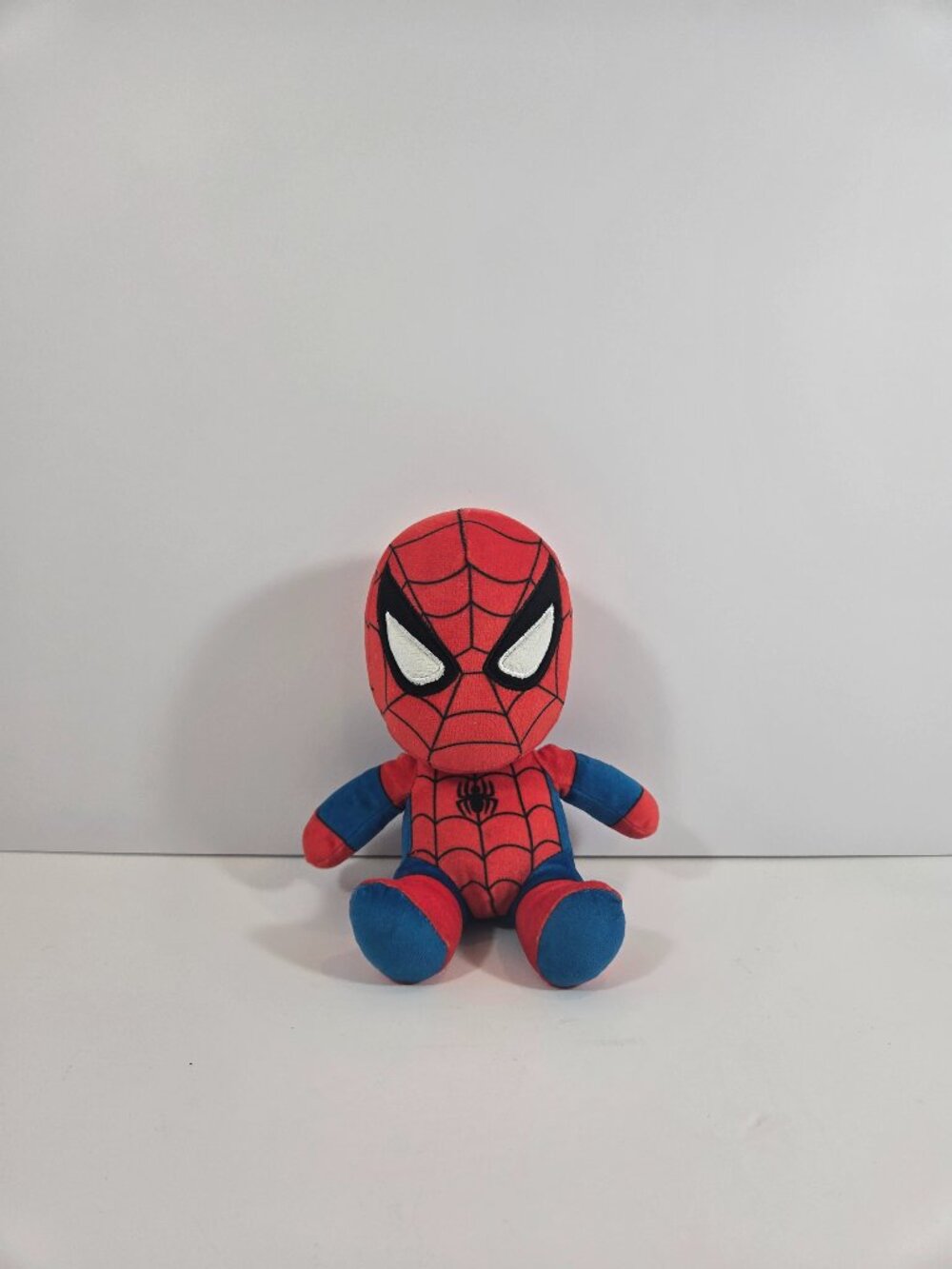 Marvel Spider‑Man Plush • 9" Soft Toy • Red & Blue Superhero Collectible